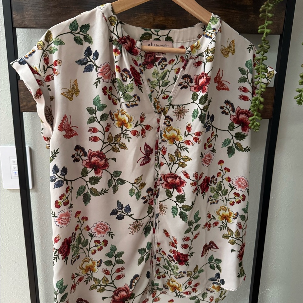 Philosophy Floral Print Blouse in Cream and Red